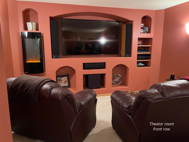 Homes/2024 New home SD/800x600_9-Theater front Row .JPG